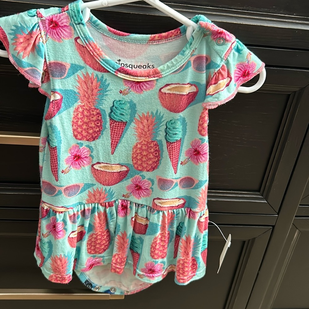 Pipsqueaks, size 6-12m, bamboo, VGUC